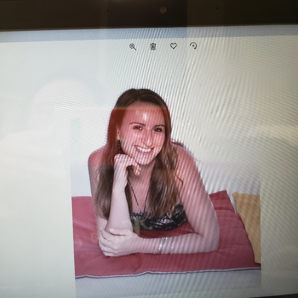 Meet your Posher, Sabrina